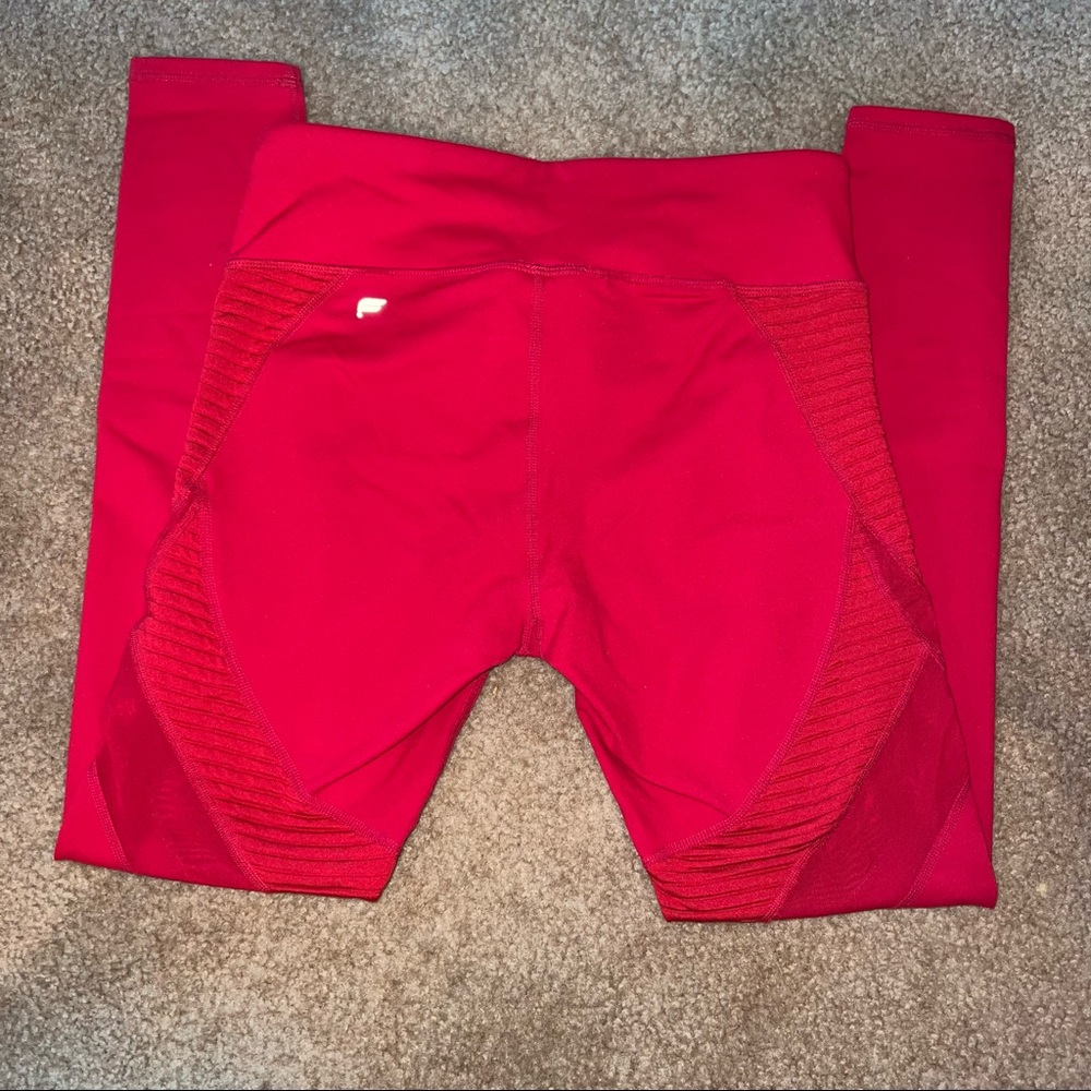 Red Fabletics set - Picture 7 of 7